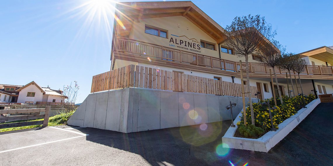 Apartements at Resia Pass - Alpines lake and mountain Residence in summer