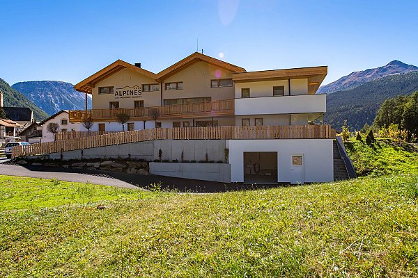 Appartamenti a Resia - Alpines lake and mountain Residence in estate