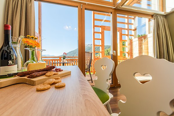 Ferienwohnung in Reschen - Alpines lake and mountain Residence im Sommer