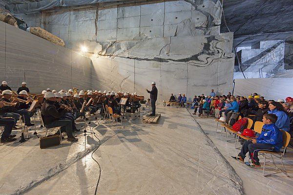 Führung im Laaser Marmorbruch Führung im Laaser Marmorbruch